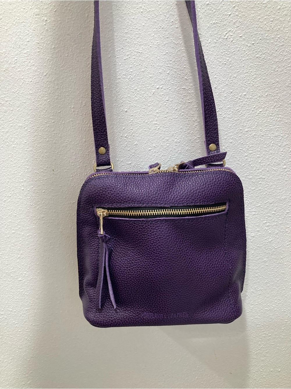 Portland Leather Medium Luna Crossbody in Empire